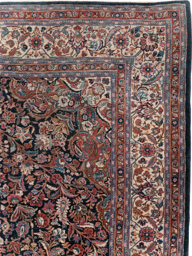 Vintage Persian Qazvin Small Room Size Carpet, No.32179 - Galerie Shabab