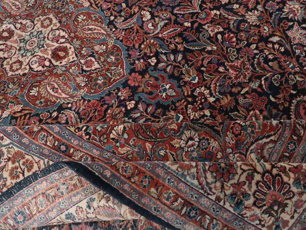 Vintage Persian Qazvin Small Room Size Carpet, No.32179 - Galerie Shabab