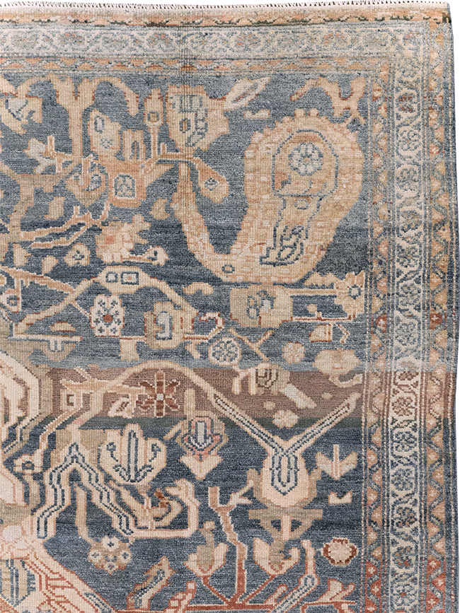 Antique Persian Bakhtiari Gallery Carpet, No.32184 - Galerie Shabab