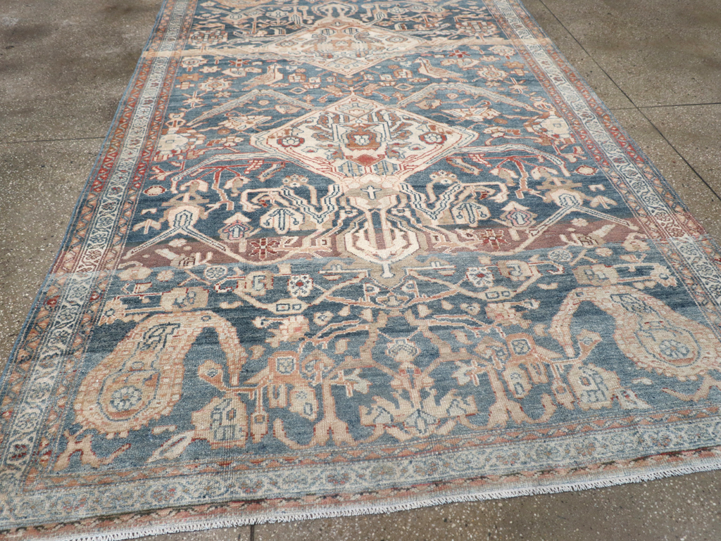 Antique Persian Bakhtiari Gallery Carpet, No.32184 - Galerie Shabab