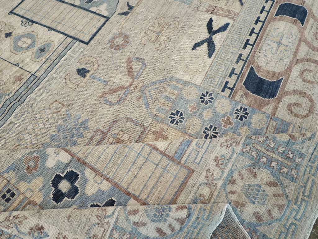 Modern East Turkestan Pictorial Vase Khotan Room Size Carpet, No.32187 - Galerie Shabab