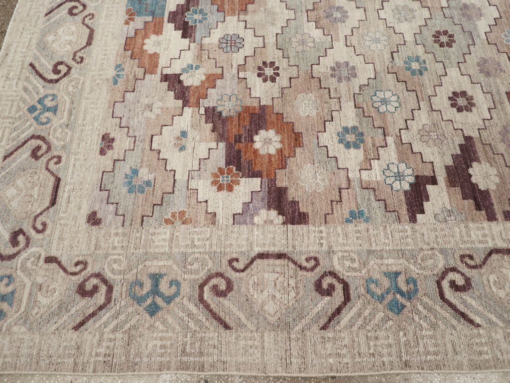Modern East Turkestan Khotan Room Size Carpet, No.32189 - Galerie Shabab