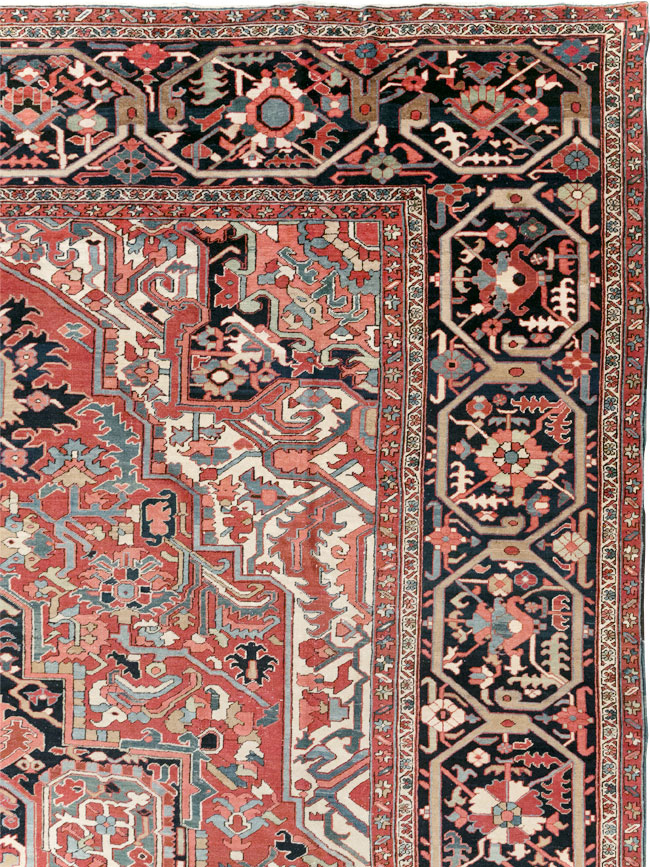 Antique Persian Heriz Large Carpet, No.32197 - Galerie Shabab