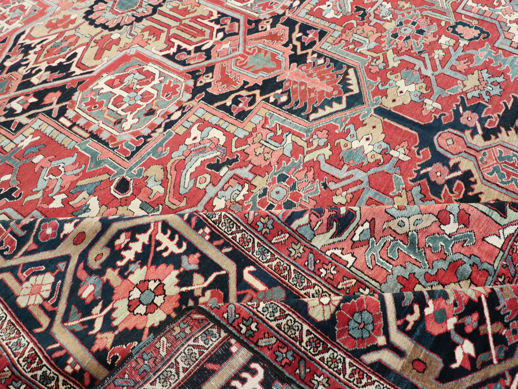 Antique Persian Heriz Large Carpet, No.32197 - Galerie Shabab