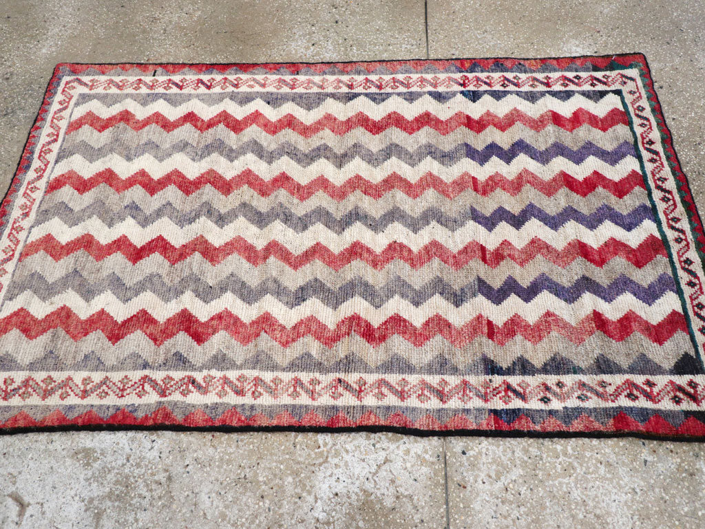 Vintage Persian Gabbeh Throw Rug, No.32198 - Galerie Shabab