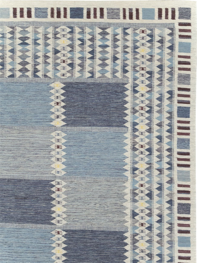 Swedish Inspired Modern Turkish Kilim Large Room Size Carpet, No.32199 - Galerie Shabab