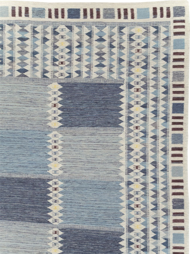 Swedish Inspired Modern Turkish Kilim Large Room Size Carpet, No.32199 - Galerie Shabab
