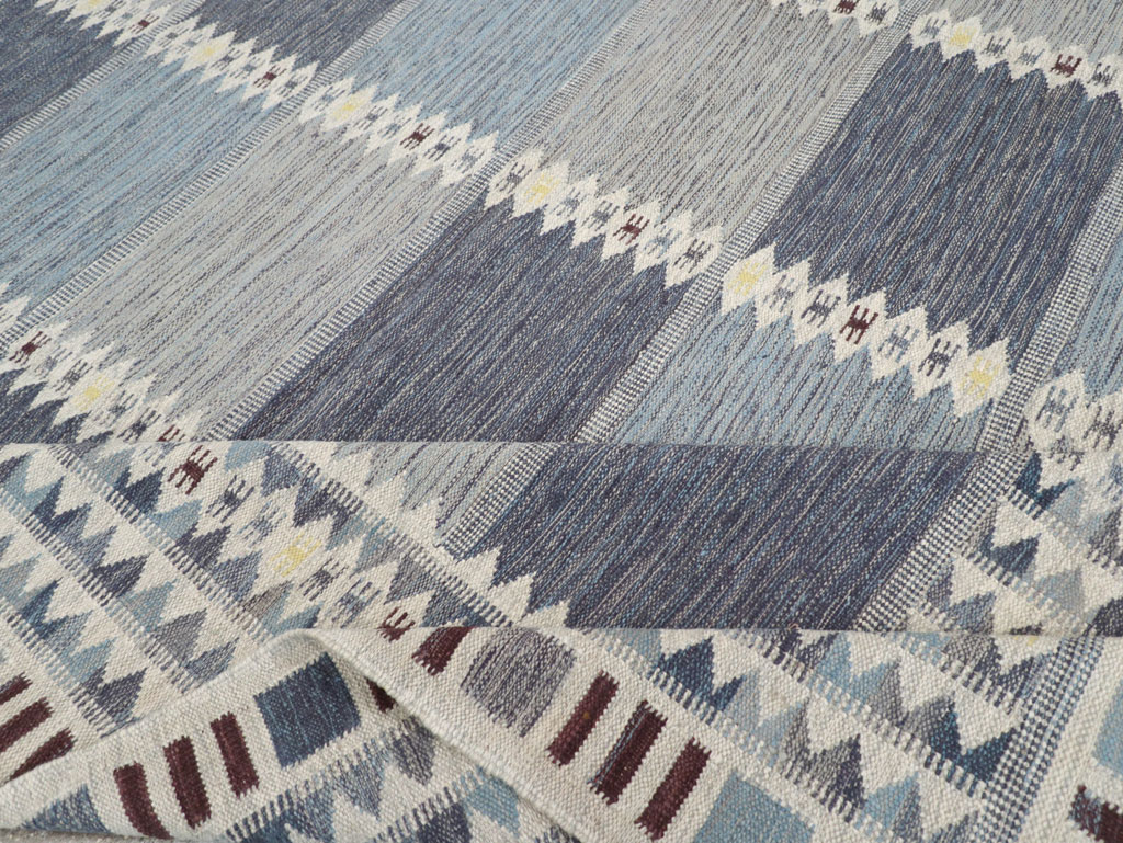 Swedish Inspired Modern Turkish Kilim Large Room Size Carpet, No.32199 - Galerie Shabab