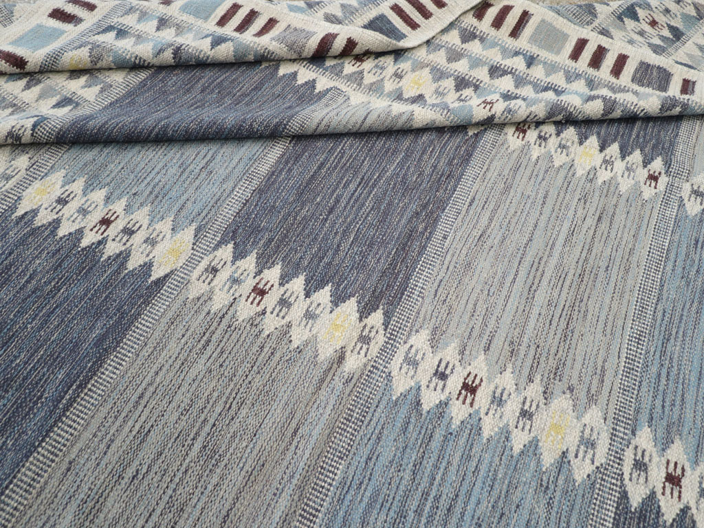 Swedish Inspired Modern Turkish Kilim Large Room Size Carpet, No.32199 - Galerie Shabab