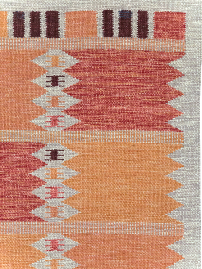 Swedish Inspired Contemporary Turkish Flatweave Accent Rug, No.32201 - Galerie Shabab
