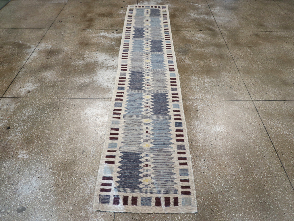 Swedish Inspired Contemporary Turkish Flatweave Runner, No.32203 - Galerie Shabab