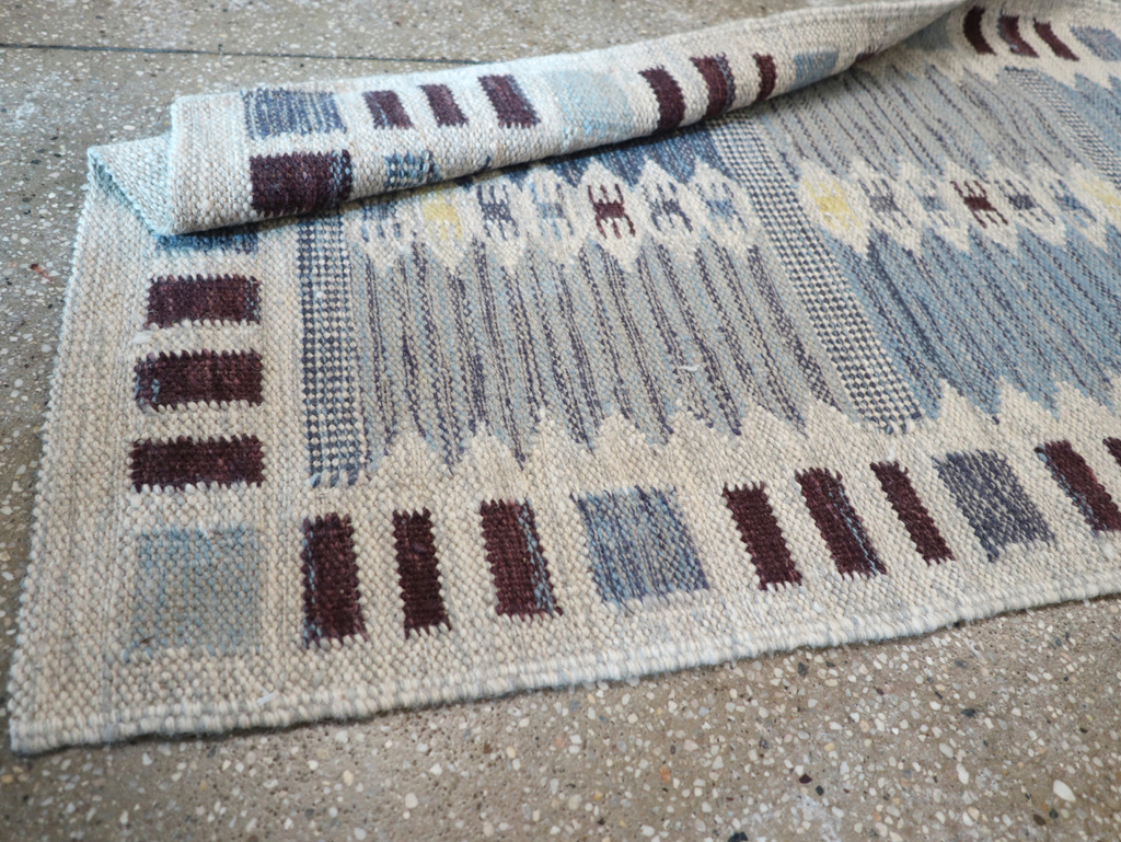 Swedish Inspired Contemporary Turkish Flatweave Runner, No.32203 - Galerie Shabab