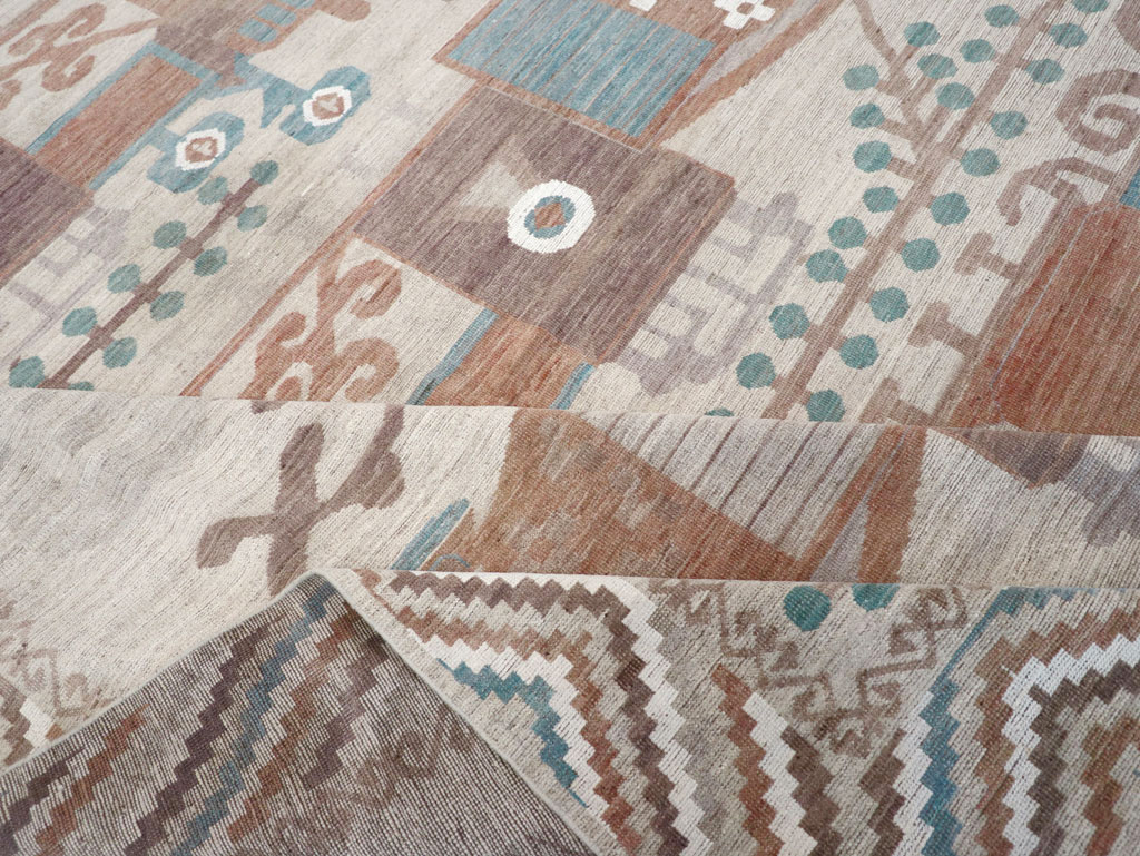 Modern East Turkestan Vase Khotan Room Size Carpet, No.32207 - Galerie Shabab