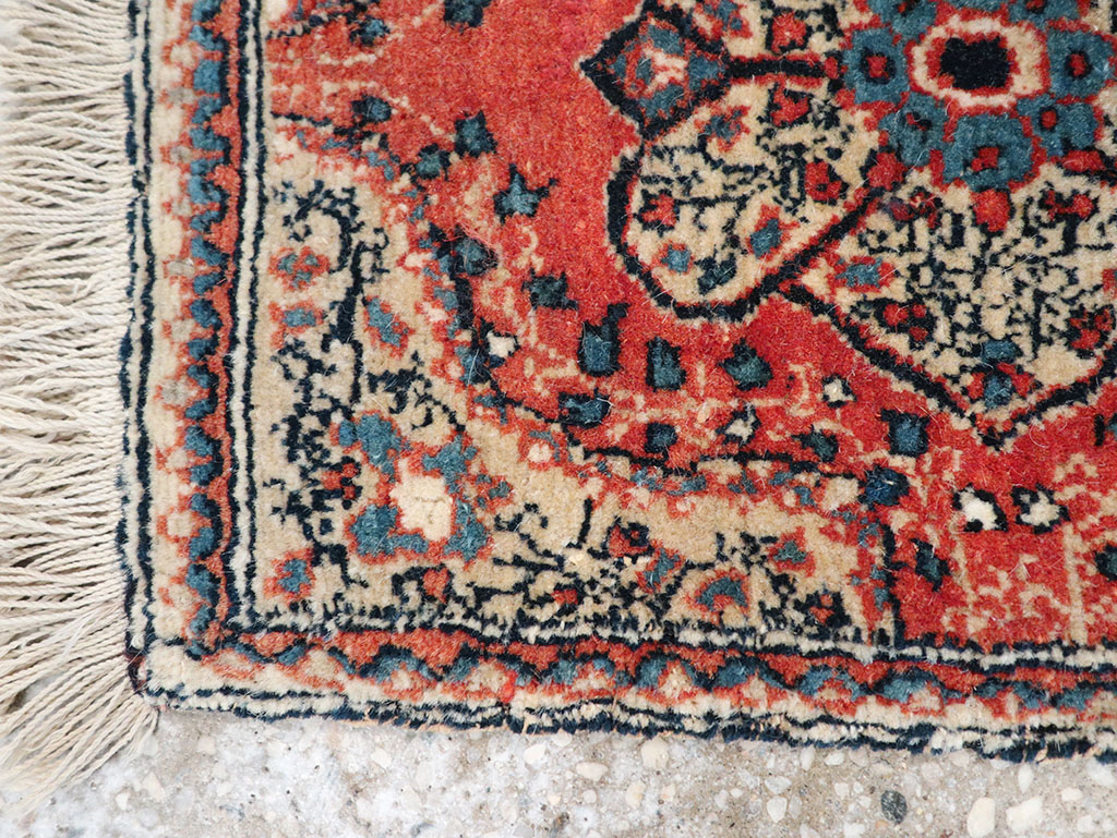 Antique Persian Tabriz Throw Rug, No.32209 - Galerie Shabab