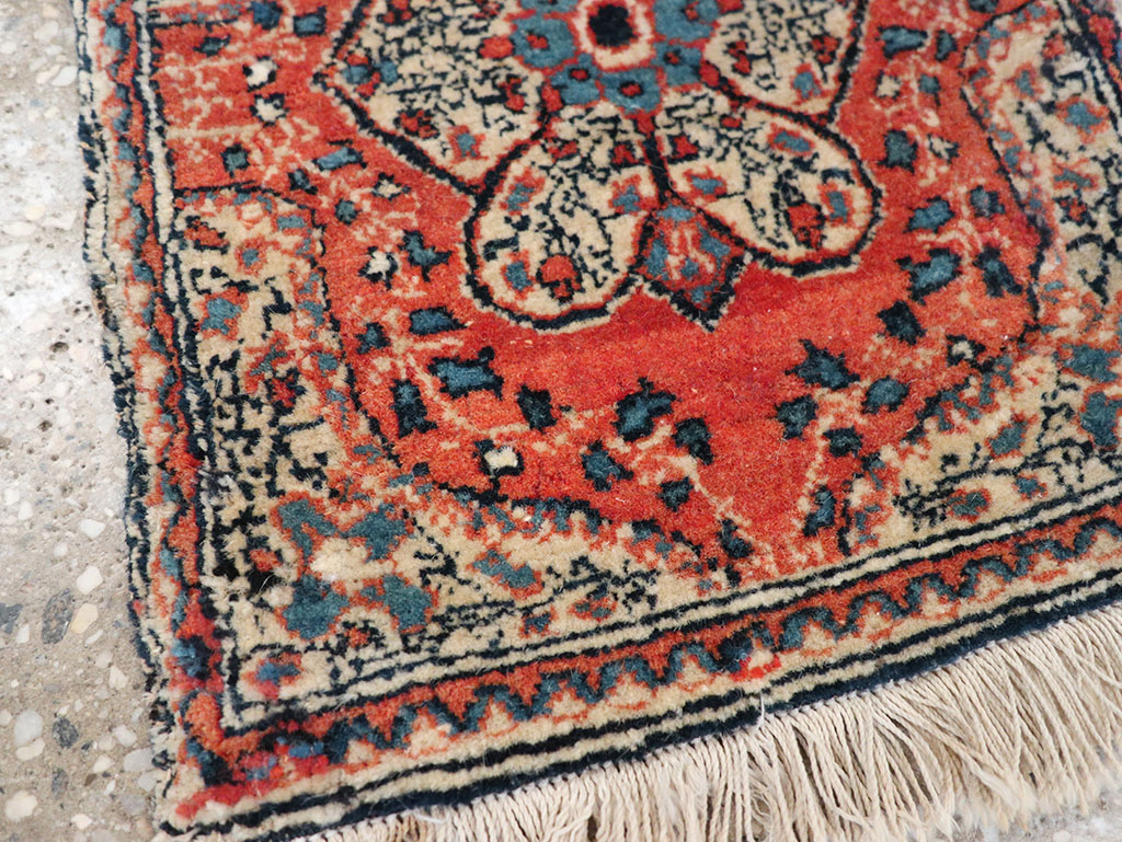 Antique Persian Tabriz Throw Rug, No.32209 - Galerie Shabab