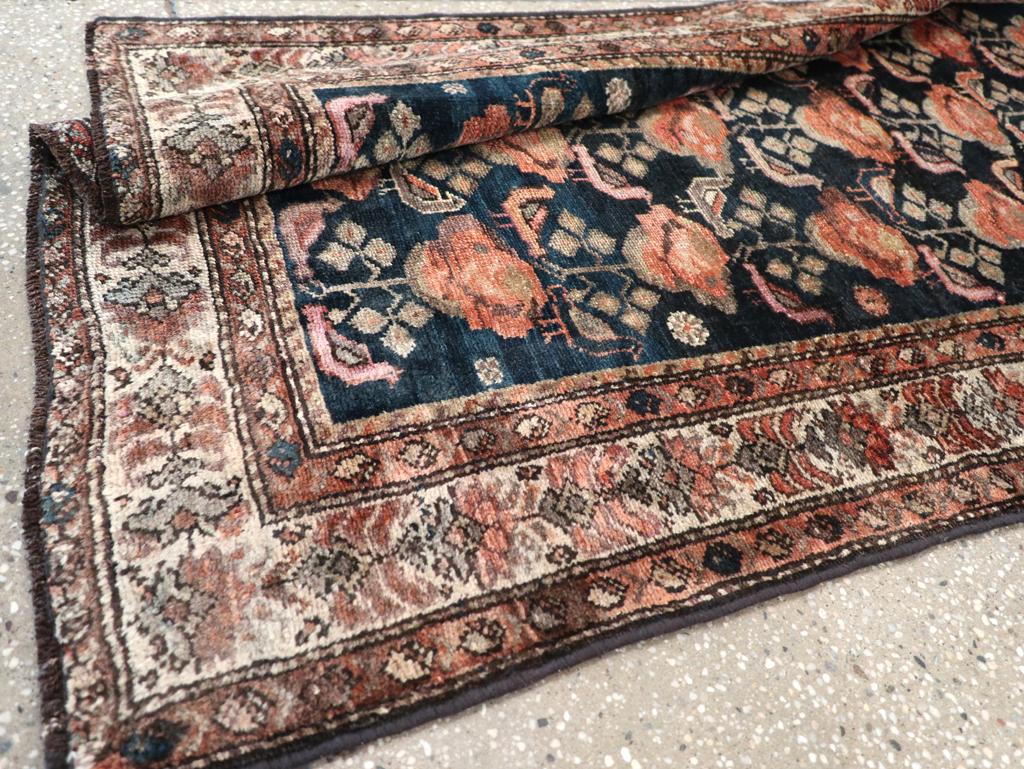 Antique Persian Kurdish Runner, No.32210 - Galerie Shabab