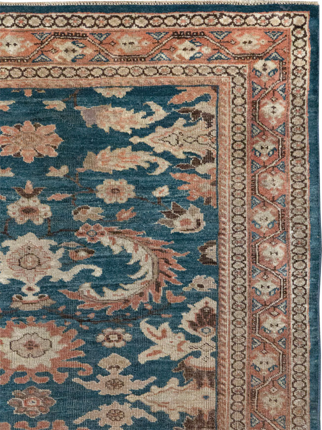 Antique Persian Sultanabad Accent Rug, No.32211 - Galerie Shabab