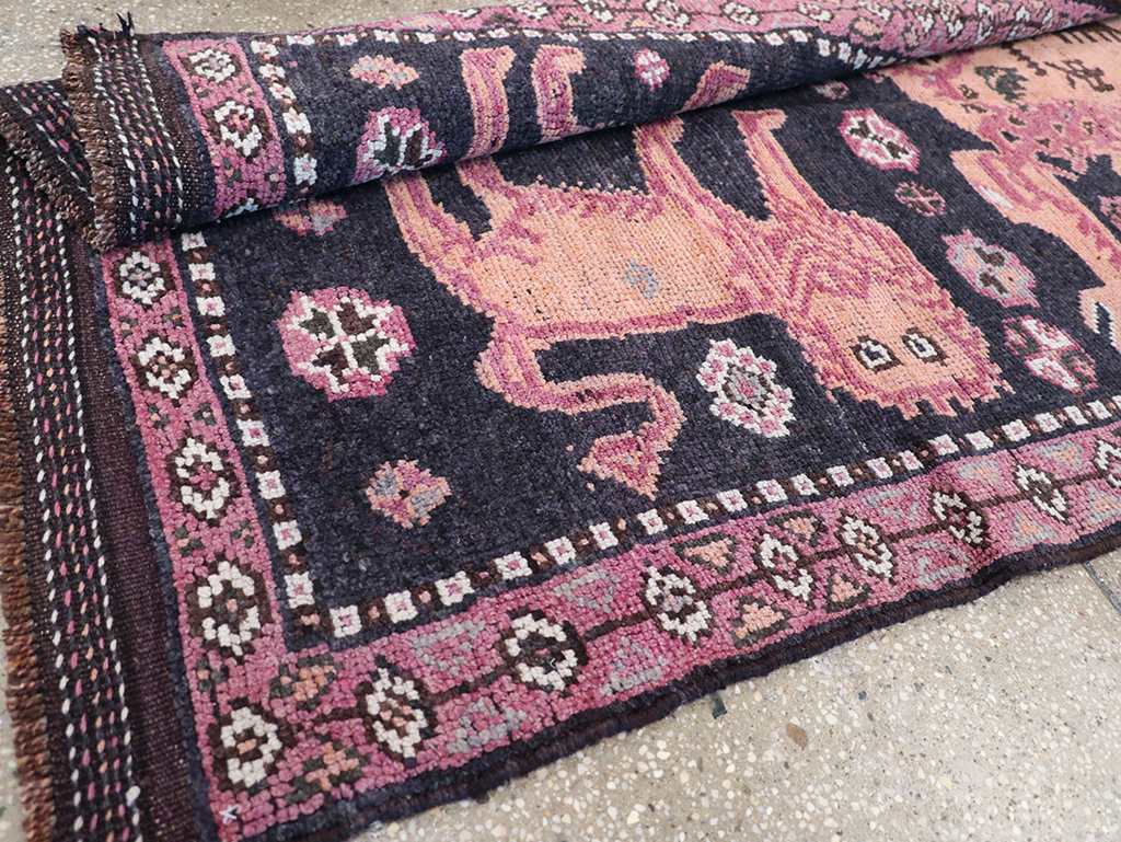 Vintage Turkish Anatolian Pictorial Runner, No.32213 - Galerie Shabab