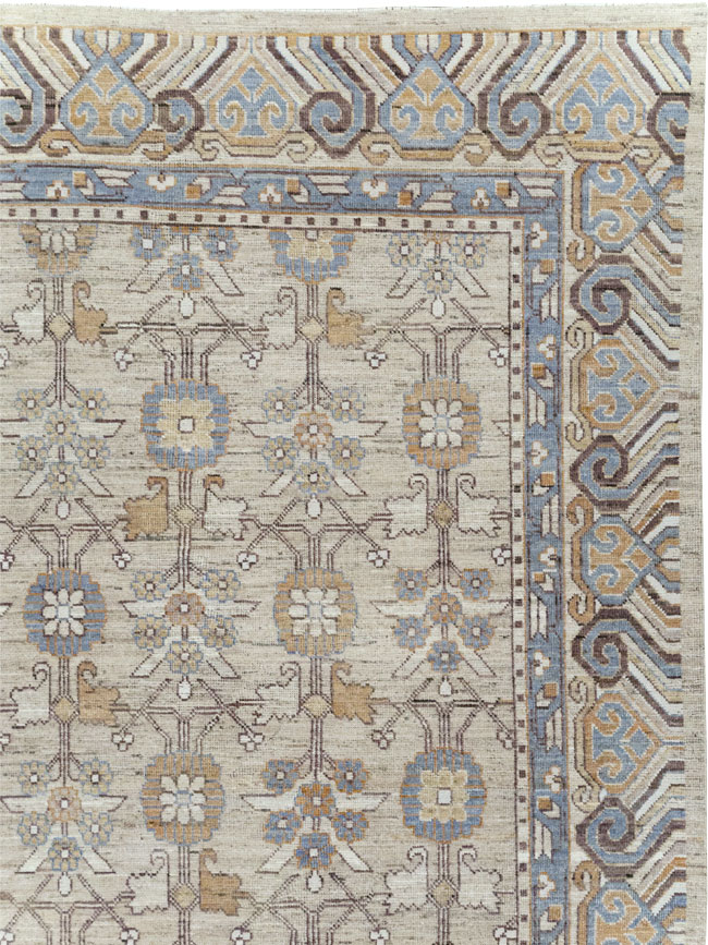 Modern East Turkestan Khotan Room Size Carpet, No.32218 - Galerie Shabab