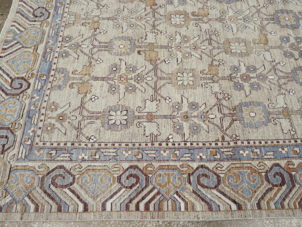 Modern East Turkestan Khotan Room Size Carpet, No.32218 - Galerie Shabab