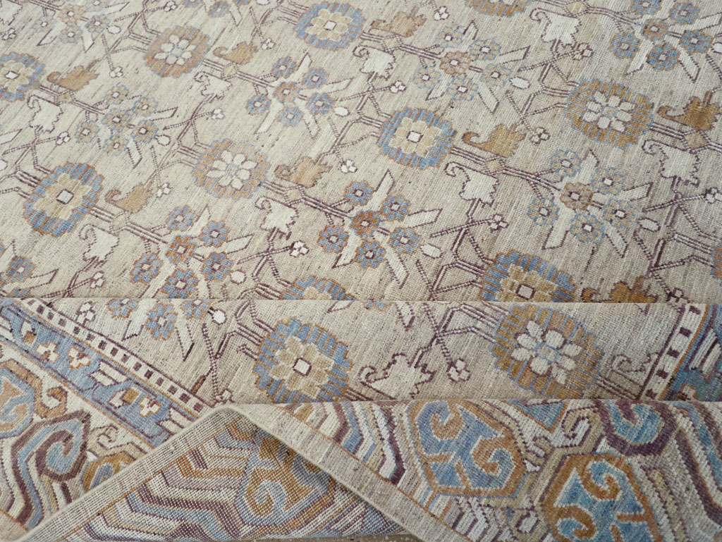 Modern East Turkestan Khotan Room Size Carpet, No.32218 - Galerie Shabab