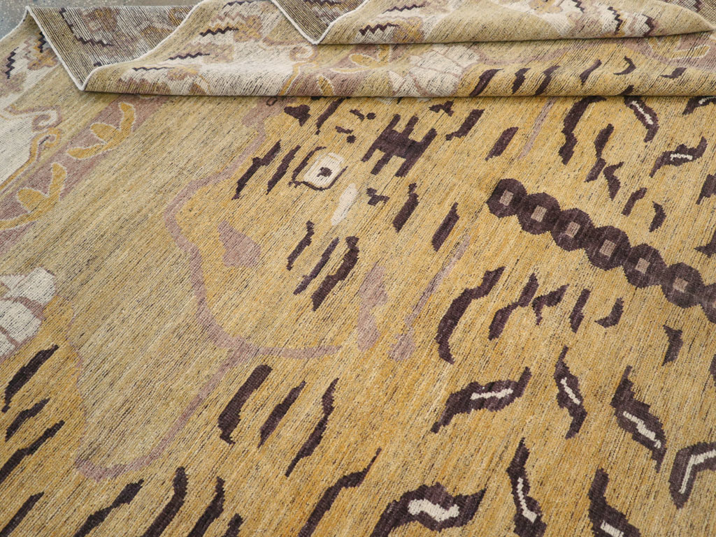 Modern East Turkestan Pictorial Khotan Room Size Carpet, No.32222 - Galerie Shabab
