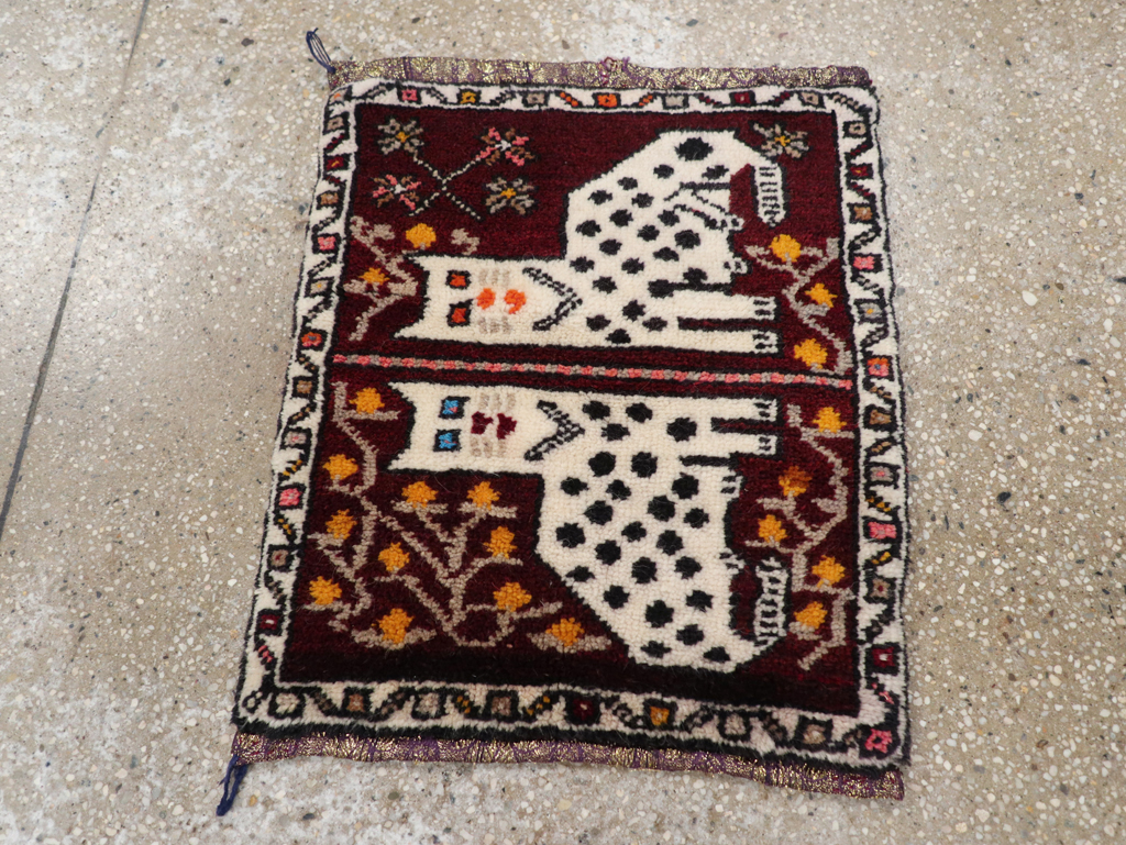 Vintage Anatolian Pictorial Rug, No.32242 - Galerie Shabab