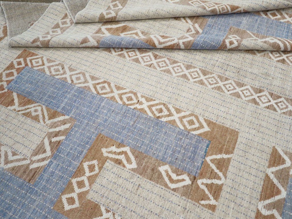 African Tuareg Inspired Modern East Turkestan Khotan Room Size Carpet, No.32248 - Galerie Shabab