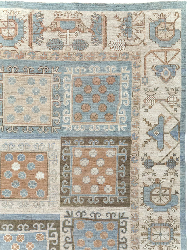 Modern East Turkestan Khotan Room Size Carpet, No.32249 - Galerie Shabab