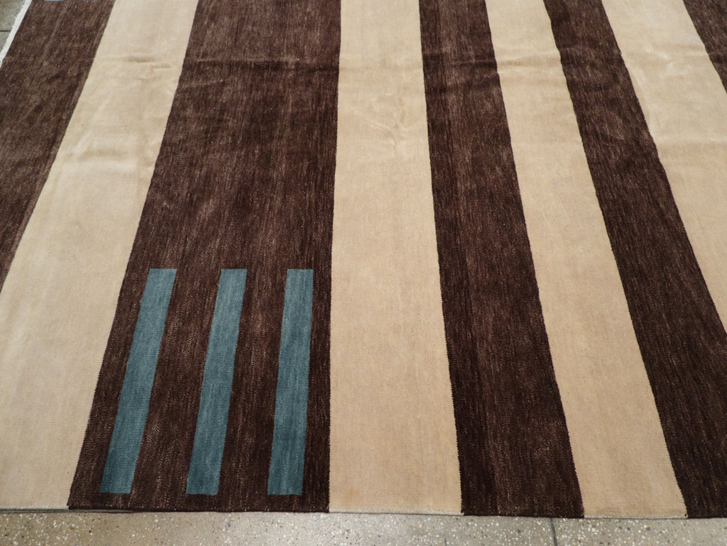 Contemporary Large Turkish Carpet, No.32259 - Galerie Shabab