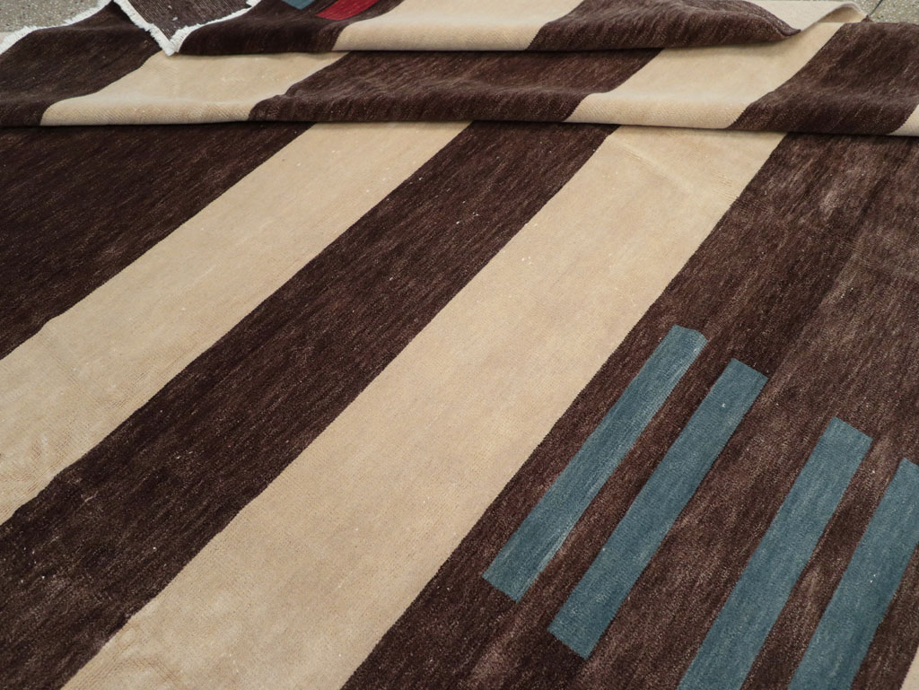 Contemporary Large Turkish Carpet, No.32259 - Galerie Shabab