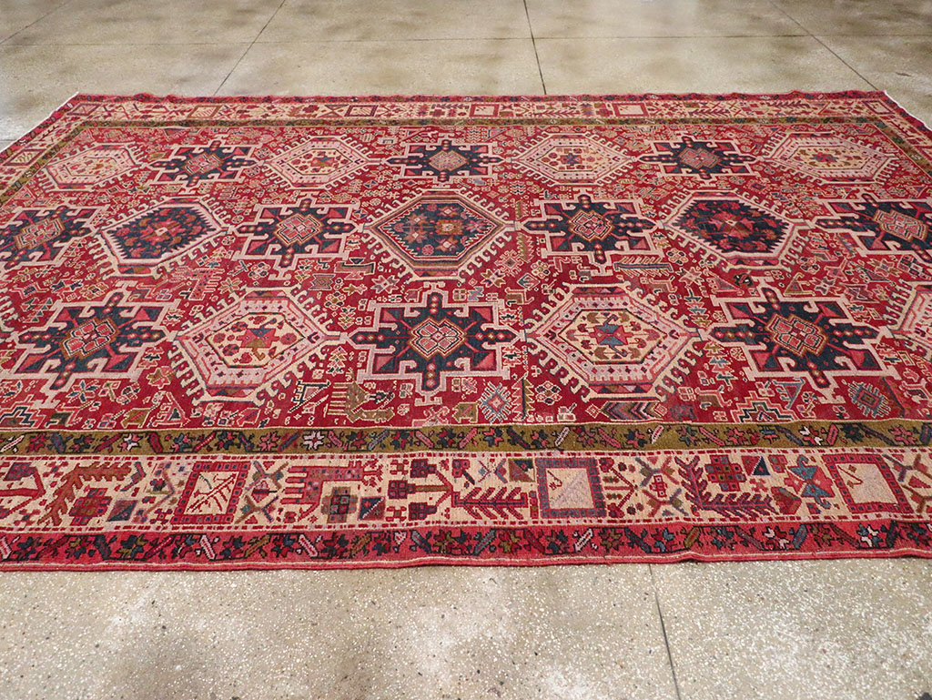 Vintage Persian Karajeh Room Size Carpet, No.32270 - Galerie Shabab