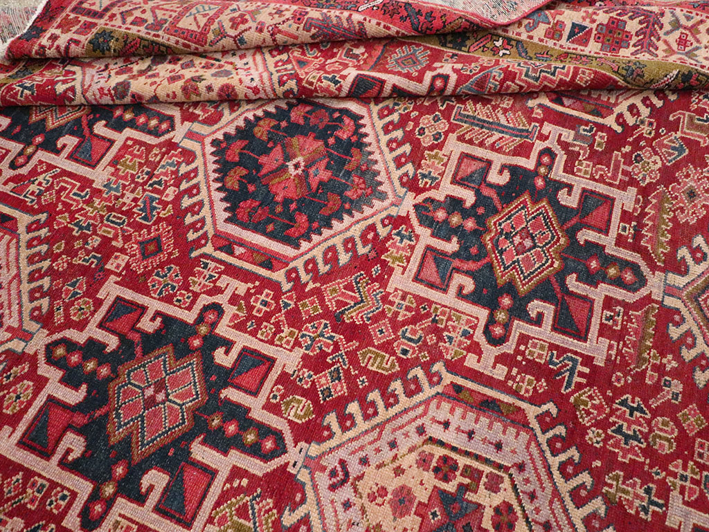 Vintage Persian Karajeh Room Size Carpet, No.32270 - Galerie Shabab