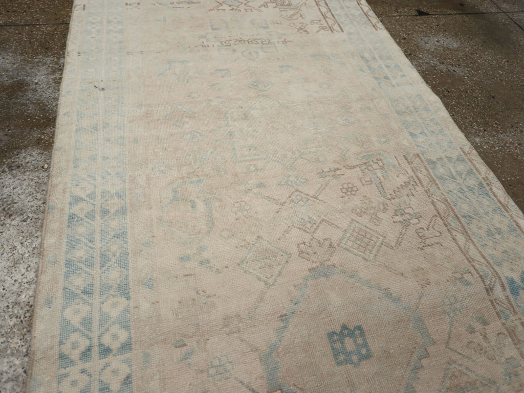 Vintage Persian Heriz Runner, No.32274 - Galerie Shabab