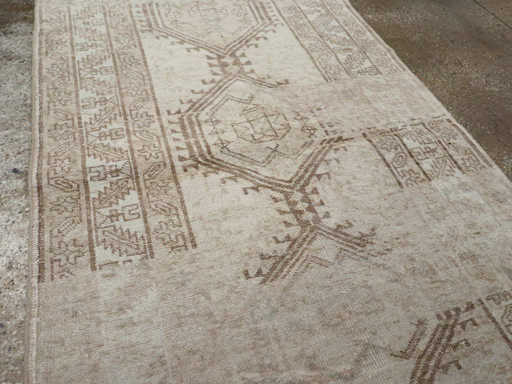 Vintage Persian Serab Runner, No.32276 - Galerie Shabab