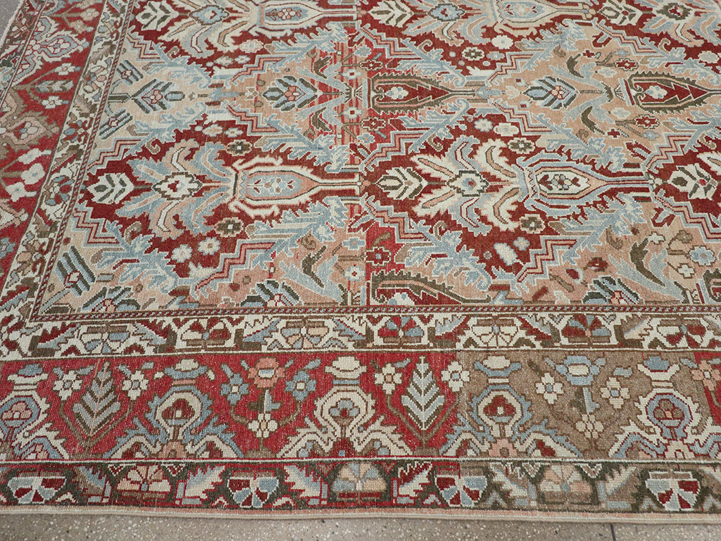 Vintage Persian Bakhtiari Room Size Carpet, No.32277 - Galerie Shabab