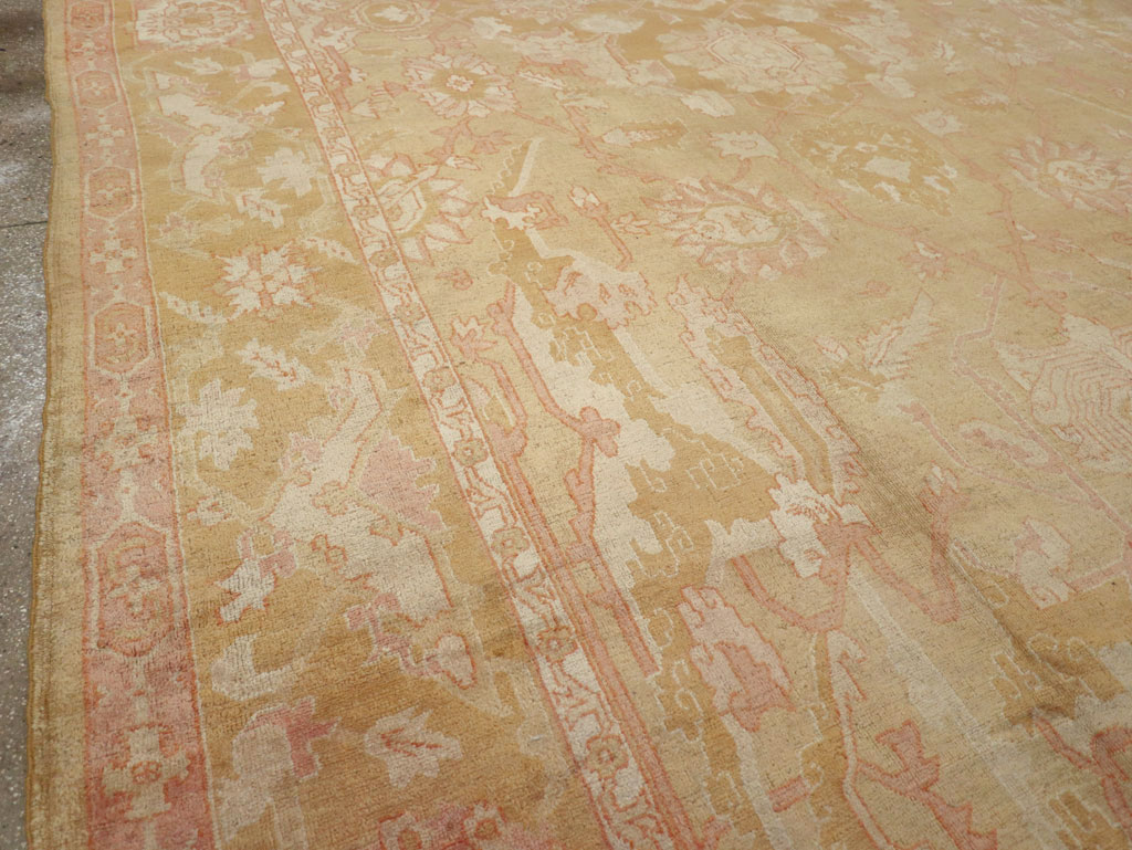 Antique Turkish Oushak Oversize Carpet, No.32286 - Galerie Shabab