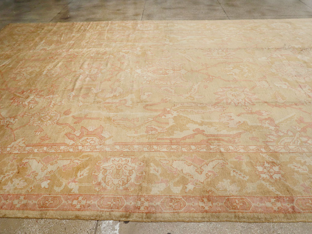 Antique Turkish Oushak Oversize Carpet, No.32286 - Galerie Shabab