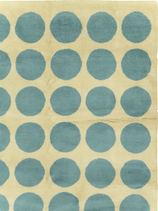 Modern Turkish Room Size Carpet, No.32287 - Galerie Shabab