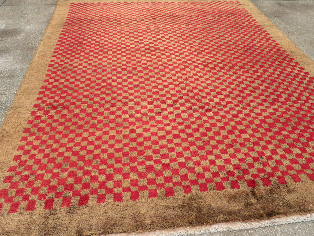 Vintage Turkish Art Deco Style Anatolian Small Room Size Carpet, No.32291 - Galerie Shabab