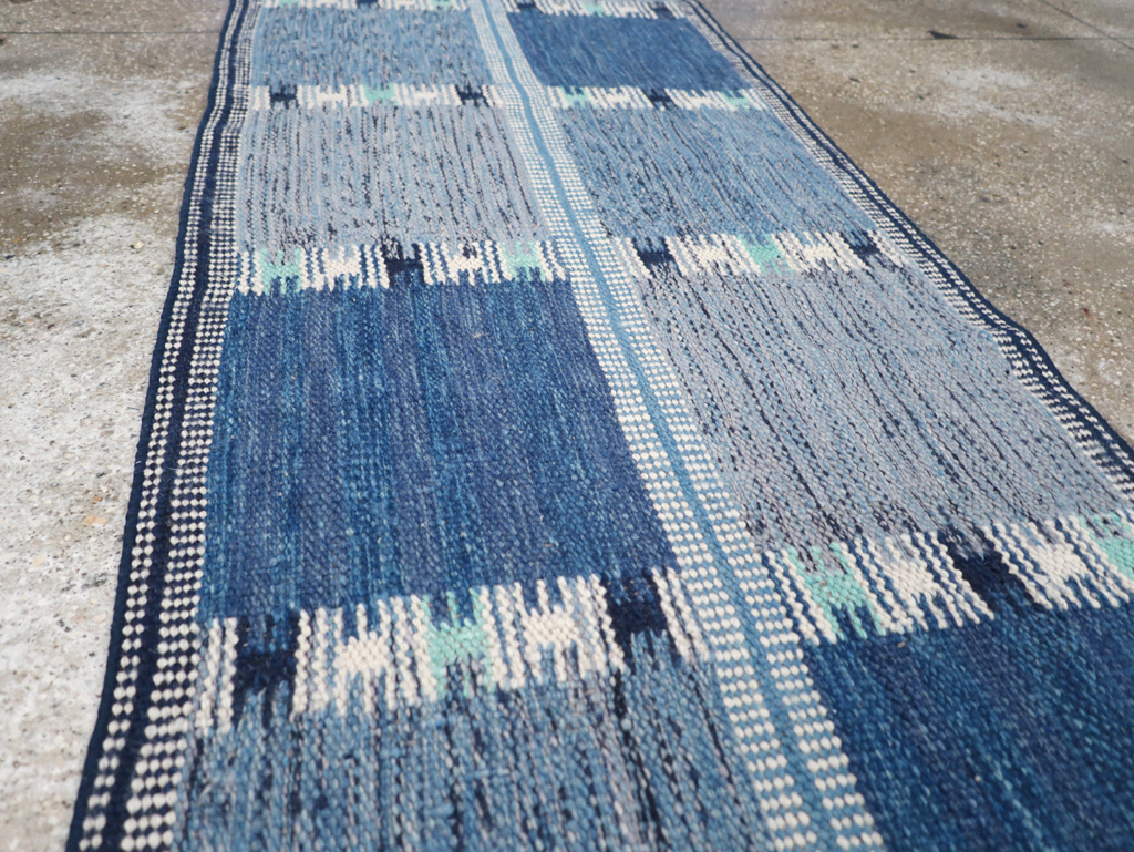 Swedish Inspired Contemporary Turkish Flatweave Runner, No.32309 - Galerie Shabab
