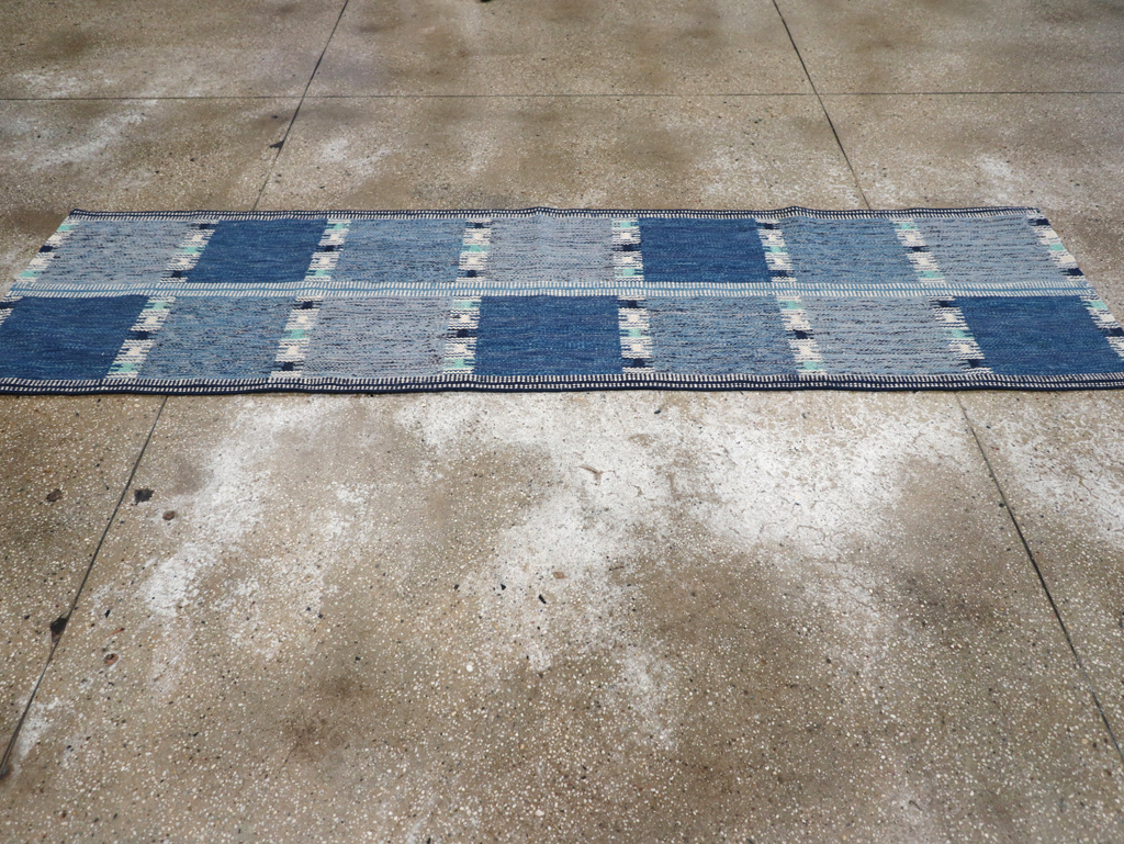 Swedish Inspired Contemporary Turkish Flatweave Runner, No.32309 - Galerie Shabab