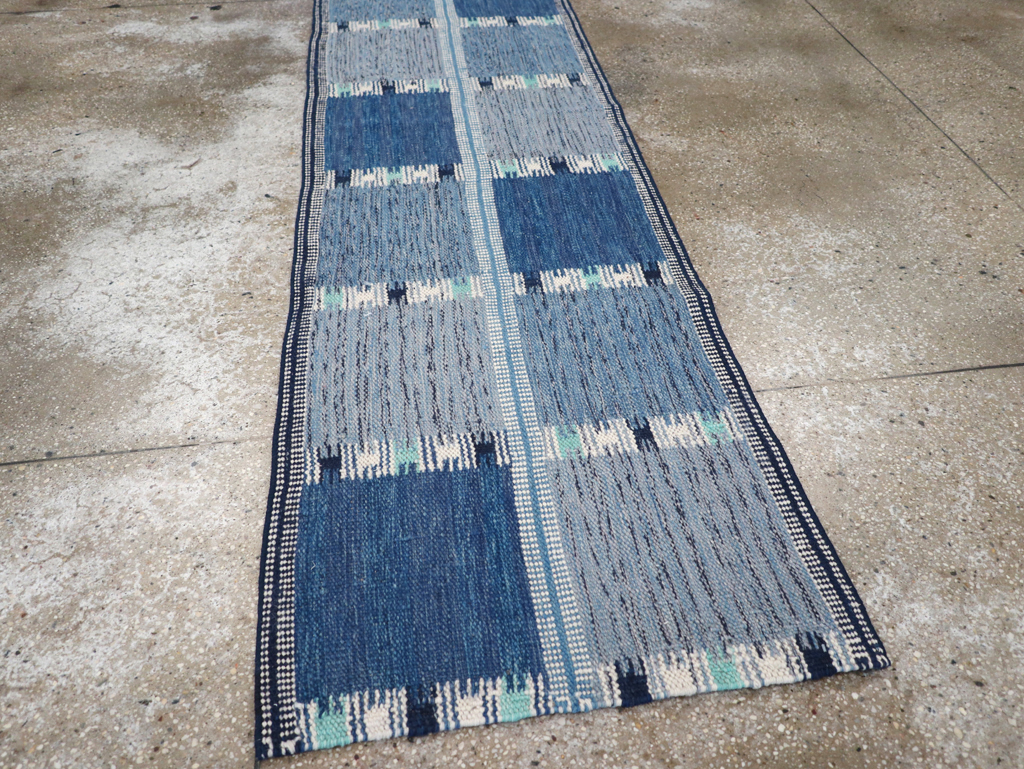 Swedish Inspired Contemporary Turkish Flatweave Runner, No.32309 - Galerie Shabab
