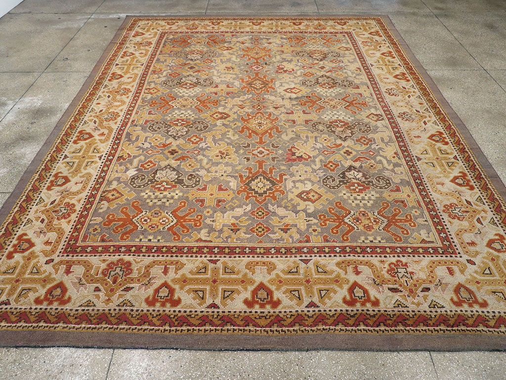 Vintage Irish Donegal Room Size Carpet, No.32312 - Galerie Shabab