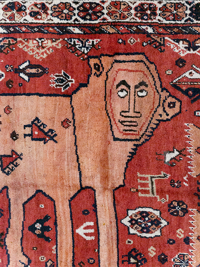 Antique Persian Shiraz Pictorial Accent Rug, No.32317 - Galerie Shabab