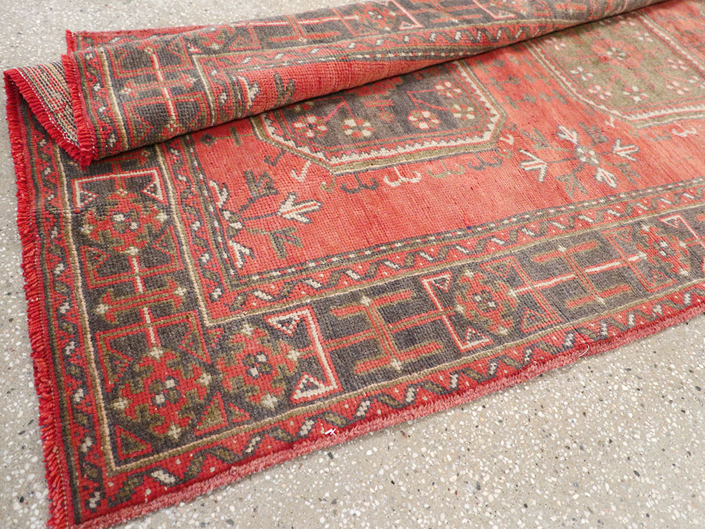 Vintage Turkish Oushak Wide Gallery Runner, No.32321 - Galerie Shabab