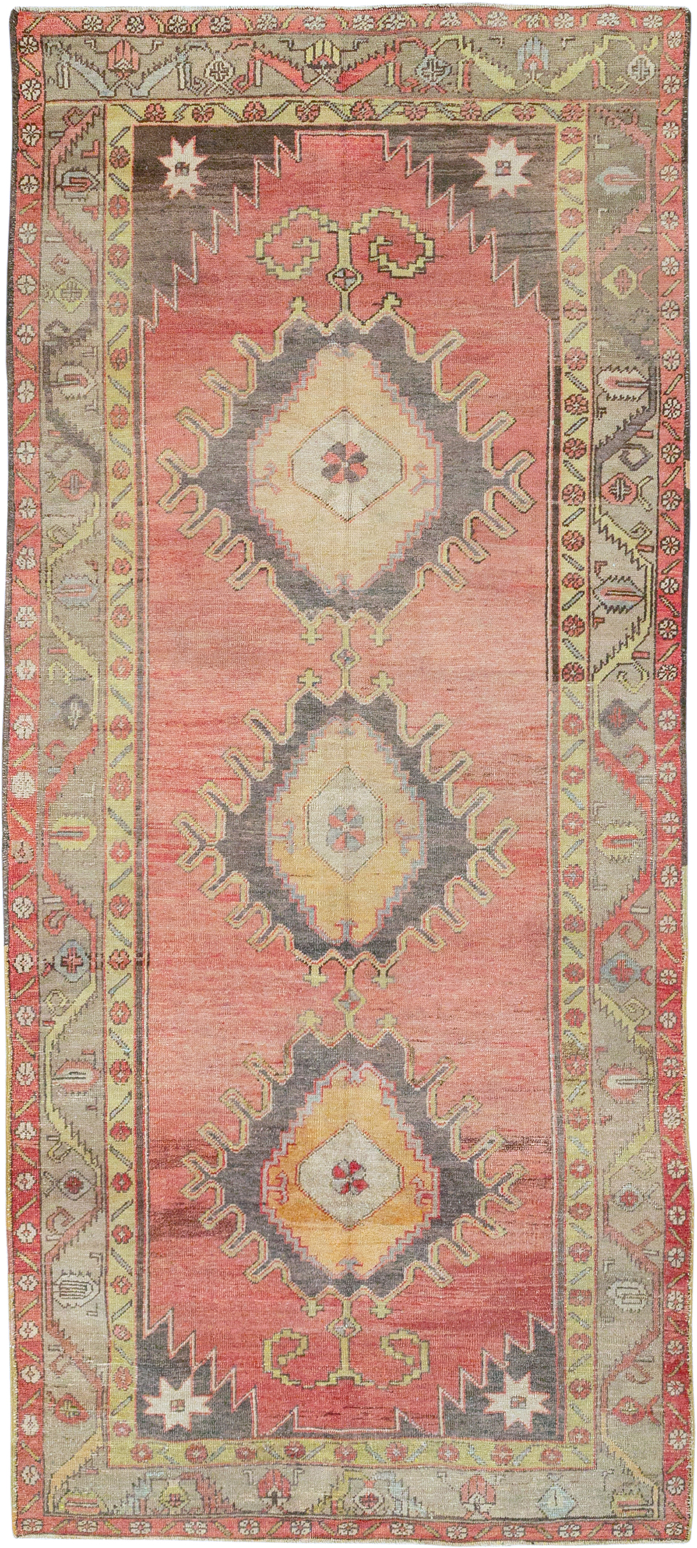 Vintage Turkish Anatolian Gallery Rug, No.32326 - Galerie Shabab