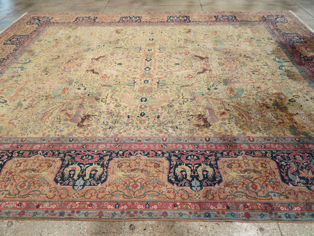 Antique Indian Lahore Pictorial Large Room Size Carpet, No.32328 - Galerie Shabab