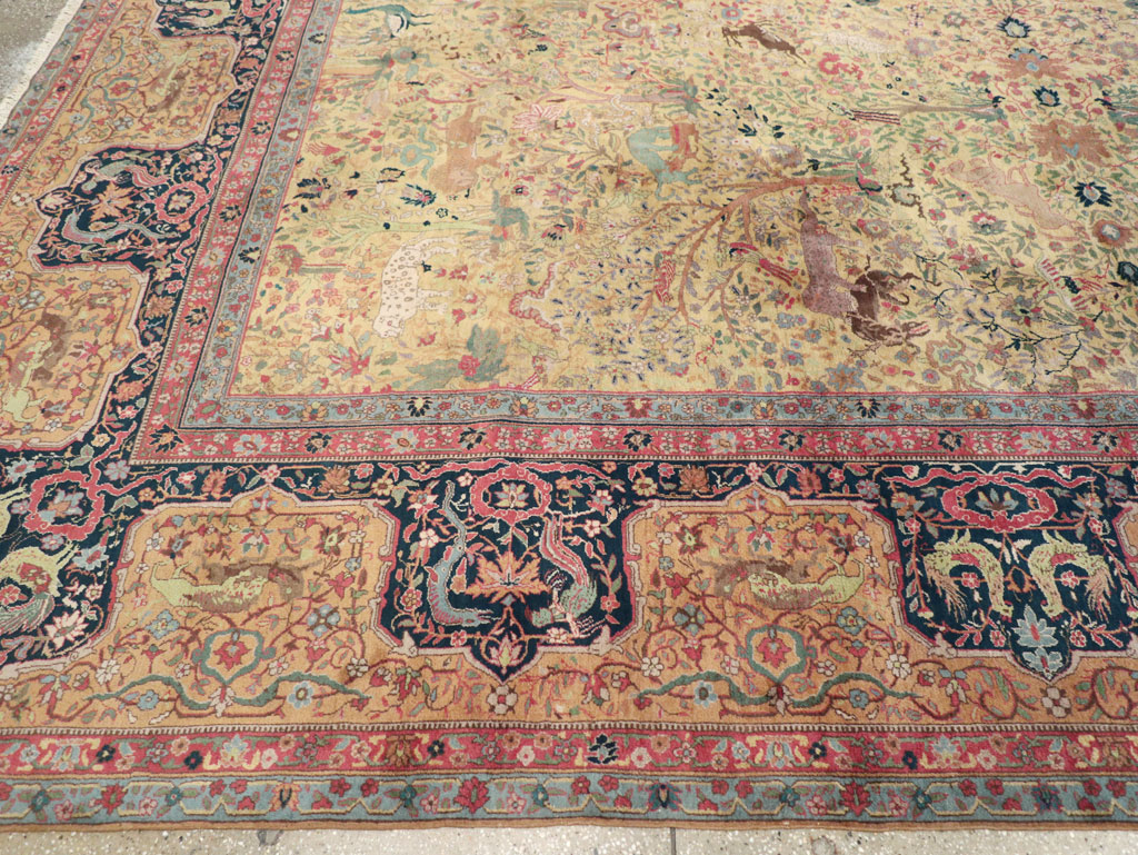 Antique Indian Lahore Pictorial Large Room Size Carpet, No.32328 - Galerie Shabab