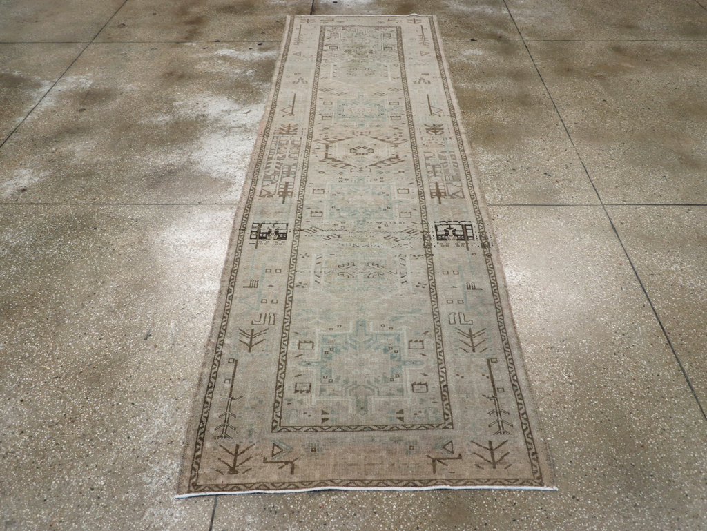 Vintage Persian Karajeh Rug, No.32331 - Galerie Shabab